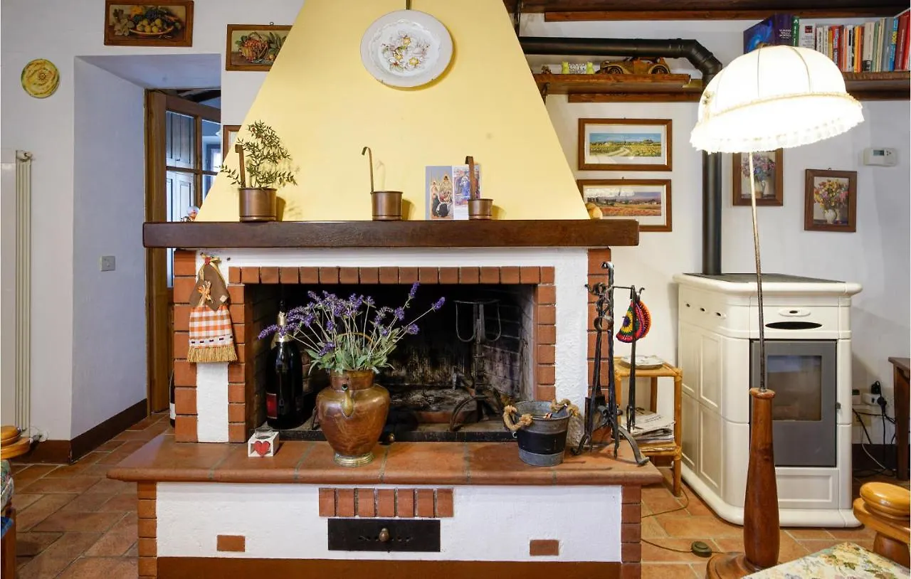 4 Bedroom Lovely Home In Cetona