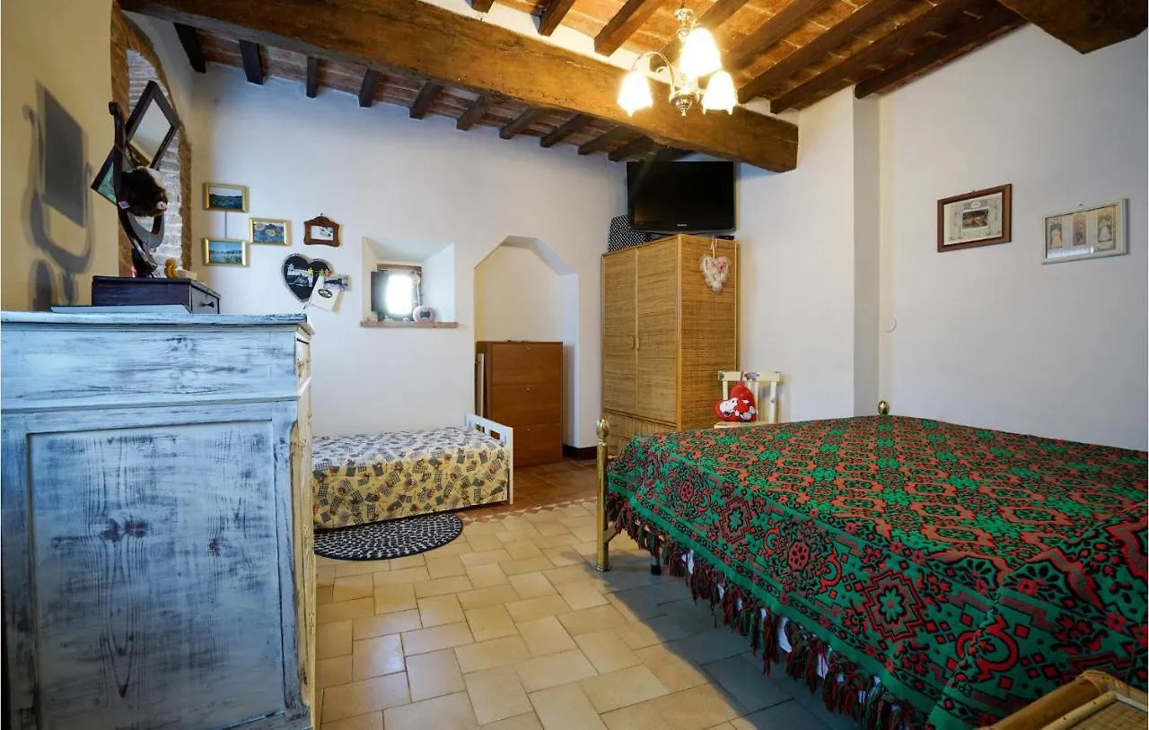 4 Bedroom Lovely Home In Cetona Holiday home