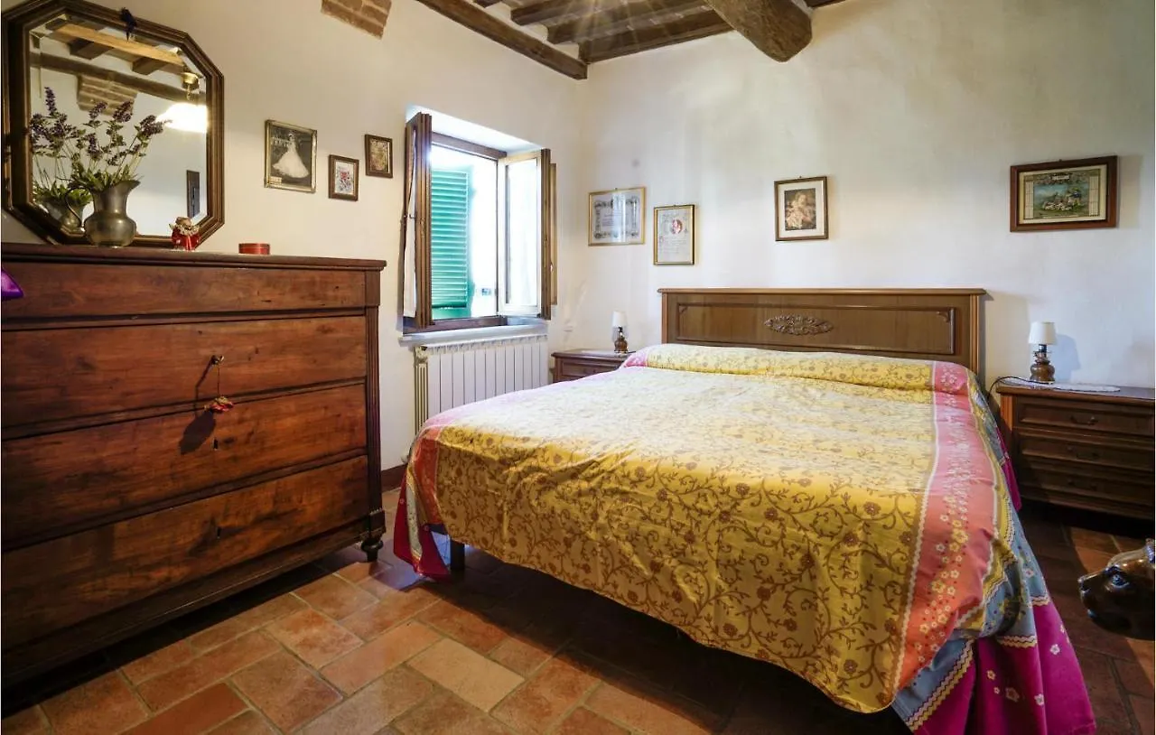 4 Bedroom Lovely Home In Cetona Italy