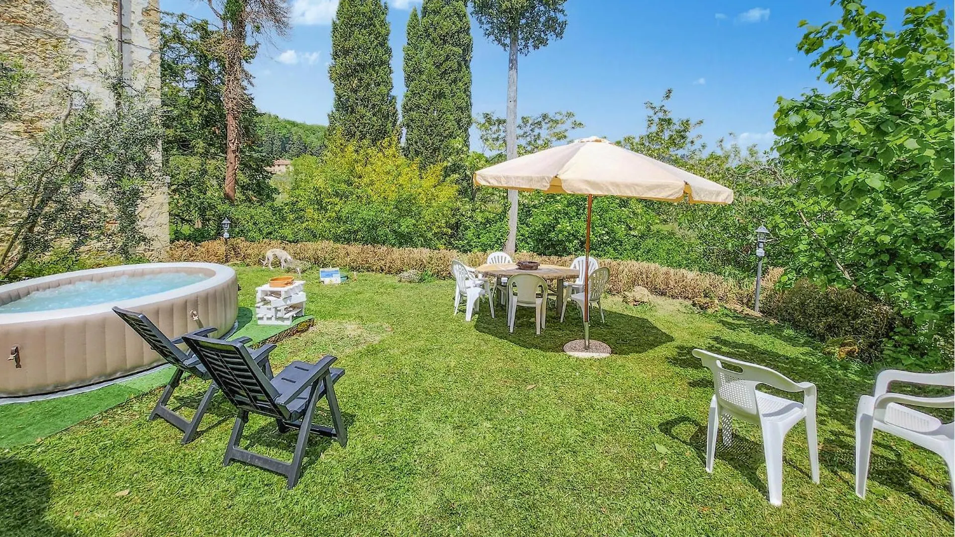 4 Bedroom Lovely Home In Cetona